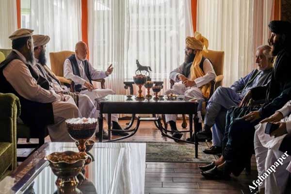 دیدار انس حقانی با عبدالله و کرزی در کابل