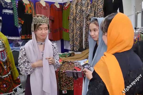 نمایشگاه سنتی و صنایع دستی زنان در کابل