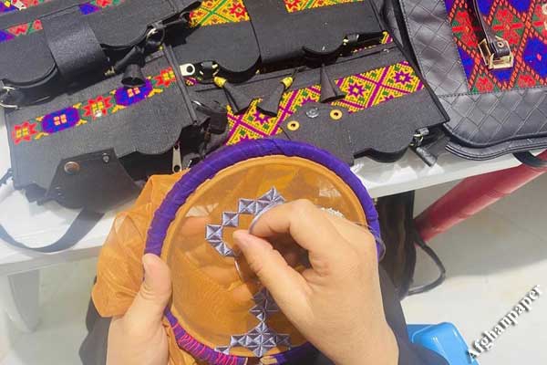 نمایشگاه فرهنگی و صنایع دستی زنان هرات