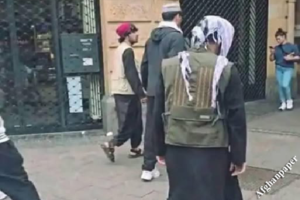 اوباشی‌گری یا پناهندگی؟