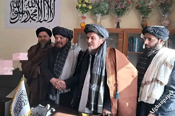 طالبان در ولایت بامیان، فرماندار شیعه