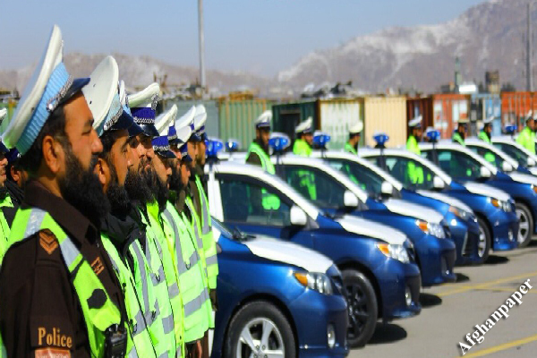 پولیس ترافیک کابل با موترهای تویوتا